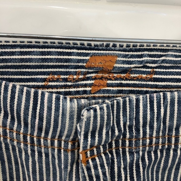 7 for all mankind stripe jeans - Picture 4 of 7